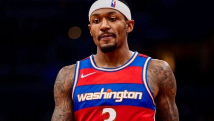  恩比德赛季报销接受韧带修复  