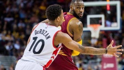  莫布利24+10骑士大胜猛龙  