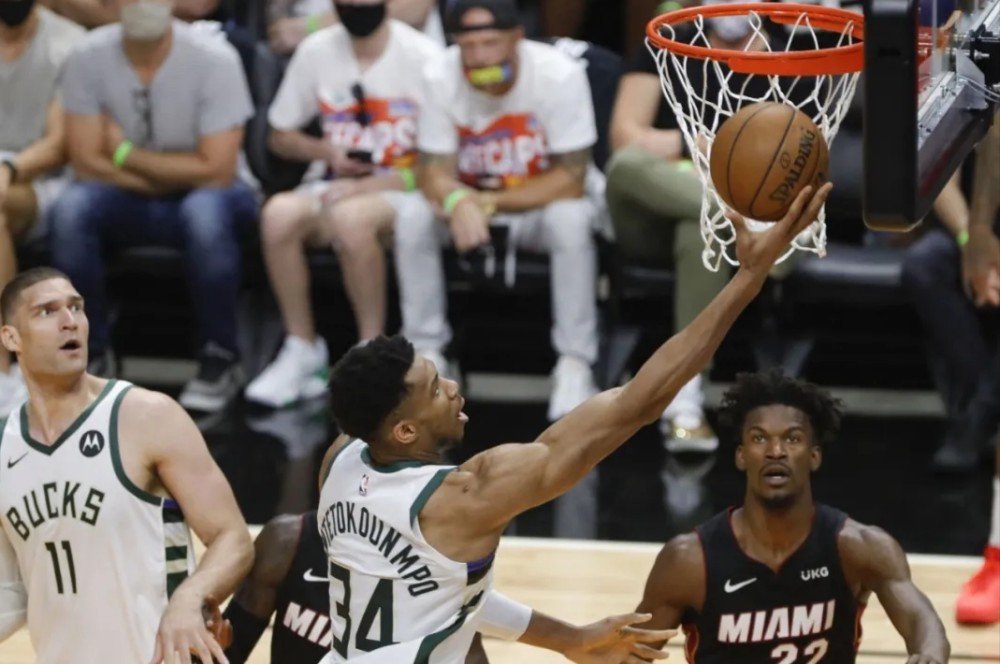  阿德巴约两双热火复仇雄鹿  