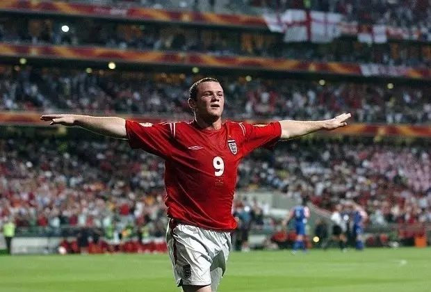  阿森纳小将恩瓦内里破门，成队史最年轻进球者  